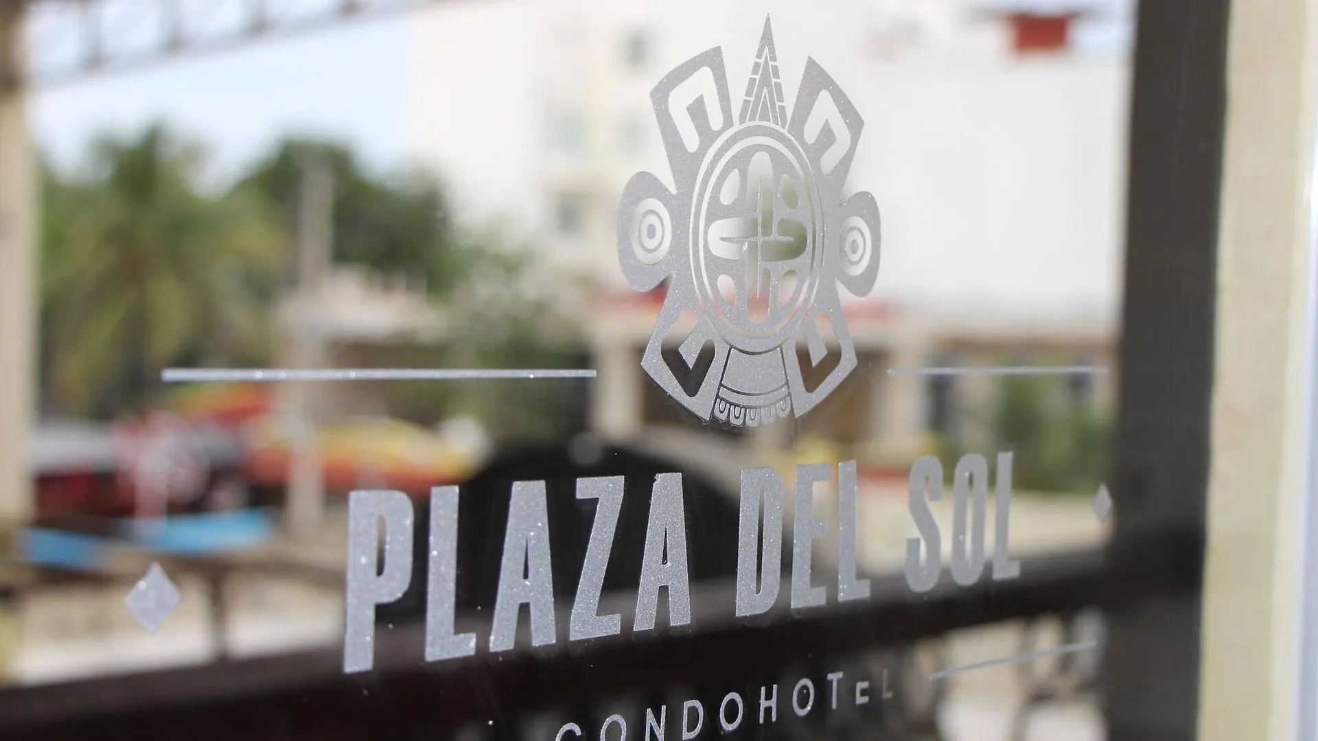Hotel Plaza Del Sol Плая-дель-Кармен