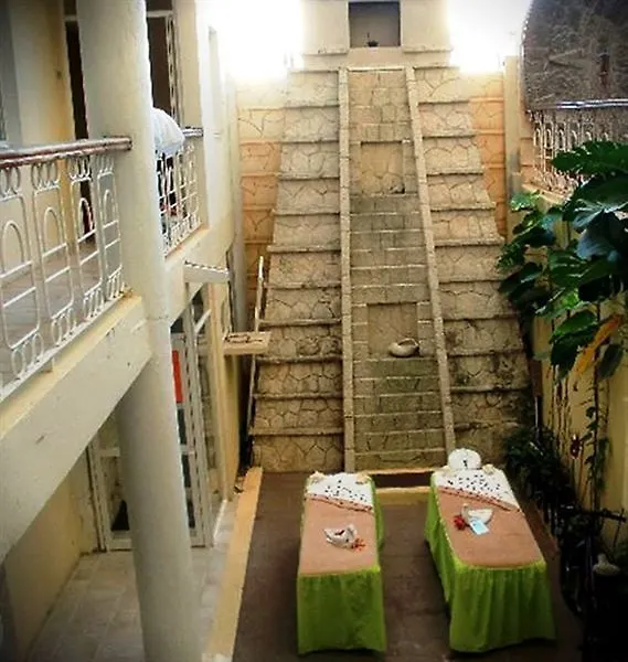 Hotel Plaza Del Sol Плая-дель-Кармен